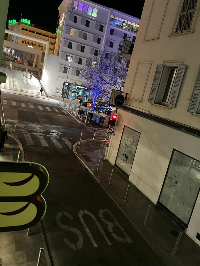 Arcotel Cannes 4 Minutes Du Palais Des Festivals - New Management New Team - Old Revievv Exterior foto